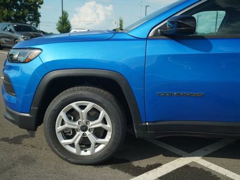 New 2025 Jeep Compass Sport image 34