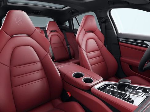 Certified 2023 Porsche Panamera 4 Platinum Edition image 11