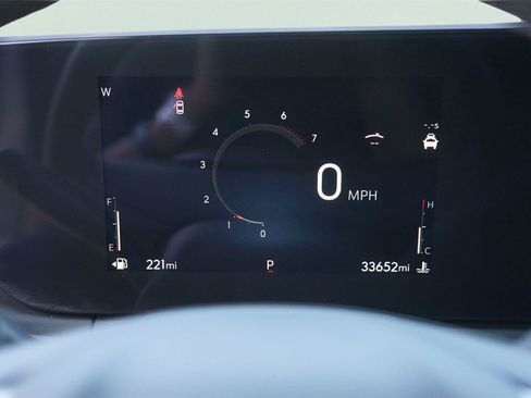 Used 2025 Buick Envista Avenir FWD image 24