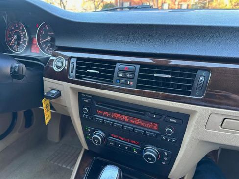 Used 2011 BMW 328i Sedan image 39