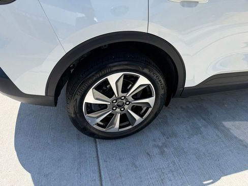 Used 2024 Ford Escape Platinum AWD/4WD image 13
