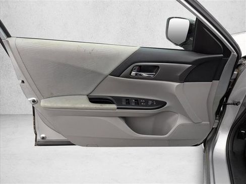 Used 2015 Honda Accord LX image 21