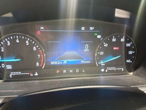 Used 2023 Ford Explorer XLT w/ Equipment Group 202A AWD/4WD image 4