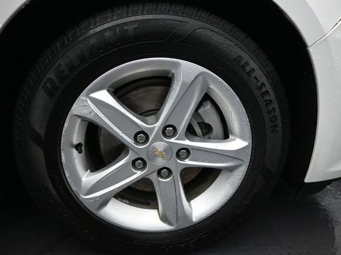 Used 2022 Chevrolet Malibu LS image 27