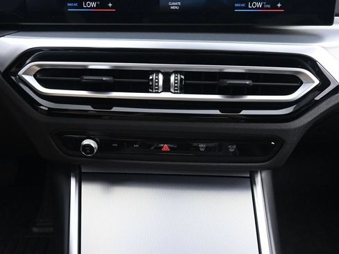 Used 2024 BMW 430i xDrive Coupe AWD/4WD image 36