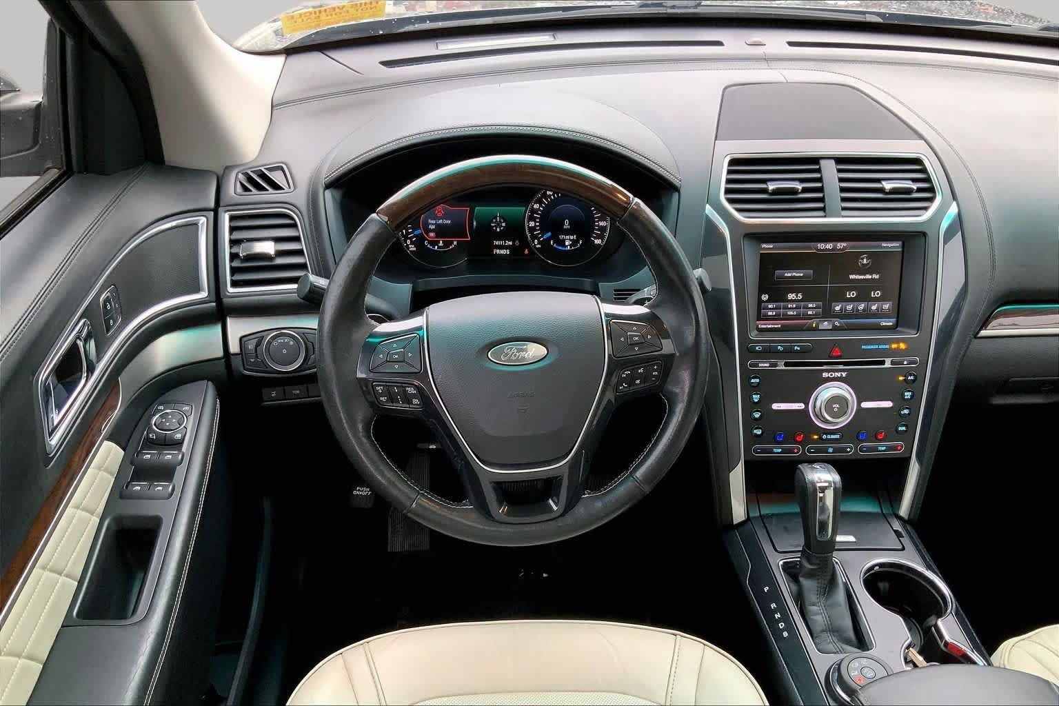 Used 2016 Ford Explorer Platinum AWD/4WD image 6