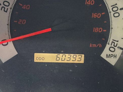 Used 2015 Toyota Tacoma PreRunner image 16