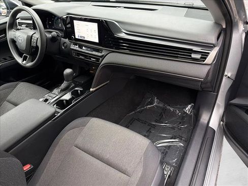 Used 2025 Toyota Camry LE image 26