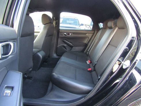 Used 2023 Honda Civic Sport image 17