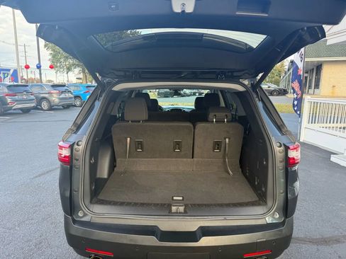 Used 2020 Chevrolet Traverse LT AWD/4WD image 36