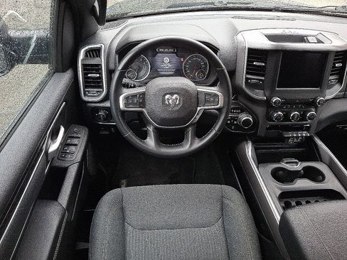 Used 2022 RAM 1500 Big Horn AWD/4WD image 12