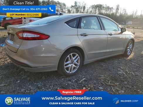 Used 2015 Ford Fusion SE image 4