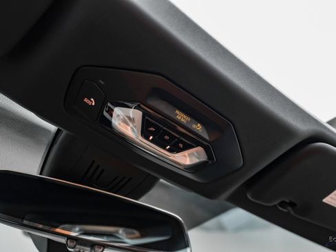 Used 2023 BMW M4 xDrive Competition AWD/4WD image 48