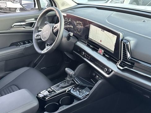 New 2025 Kia Sportage SX image 17