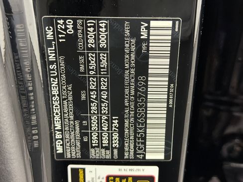 Certified 2025 Mercedes-Benz GLS 450 4MATIC image 20