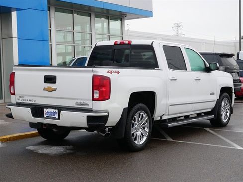 Used 2018 Chevrolet Silverado 1500 High Country image 26