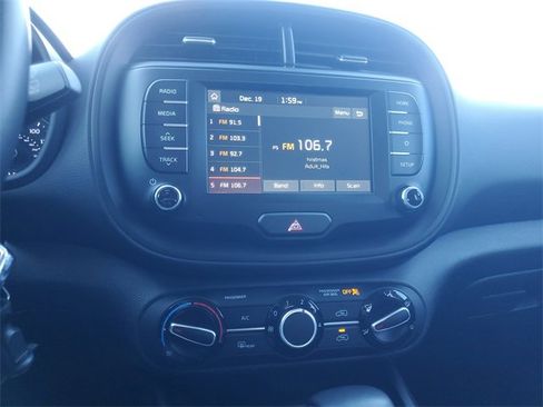 Certified 2021 Kia Soul X-Line image 31