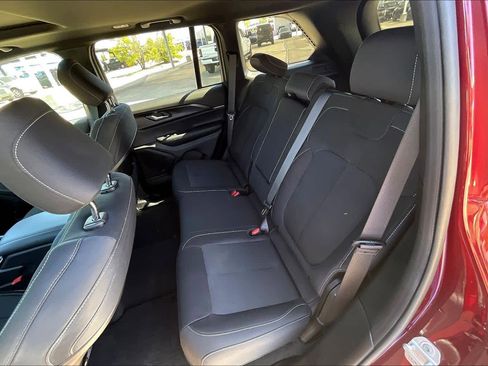 New 2025 Jeep Grand Cherokee Laredo X w/ Luxury Tech Group I AWD/4WD image 20