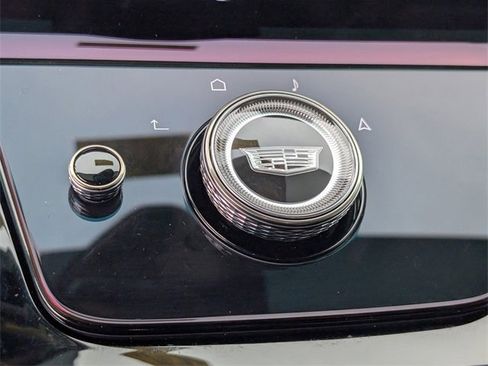 Used 2026 Cadillac Escalade Platinum Sport w/ LPO, ONYX Package image 15