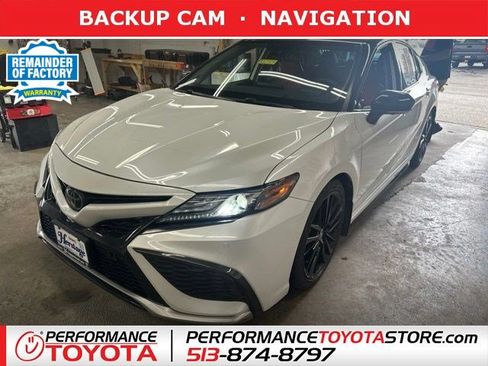 Used 2022 Toyota Camry XSE w/ Navigation Package FWD image 1