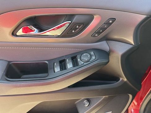 Used 2020 Chevrolet Traverse Premier FWD image 15