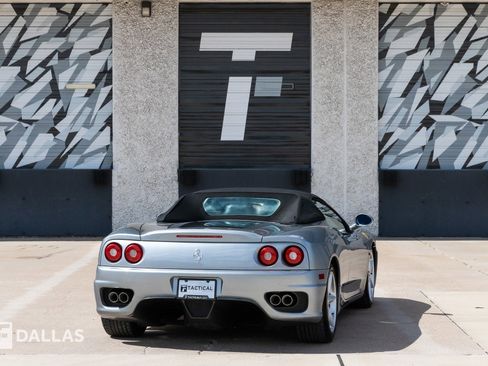 Used 2005 Ferrari 360 Spider image 16