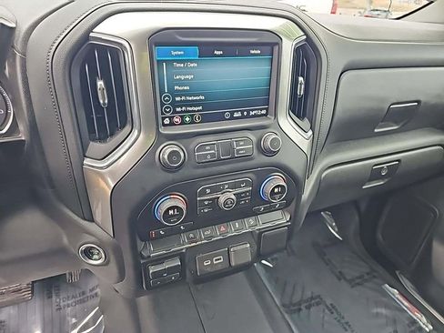 Used 2021 Chevrolet Silverado 1500 RST image 7