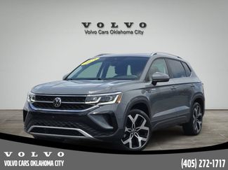 Used 2023 Volkswagen Taos SEL AWD/4WD video 1