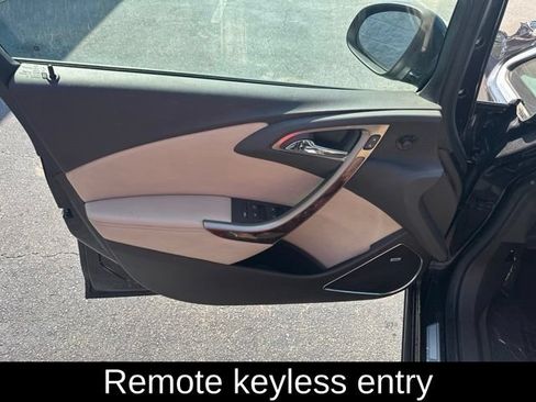 Used 2013 Buick Verano Leather FWD image 17