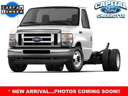 Used 2024 Ford E-450 and Econoline 450 Super Duty w/ Power Windows & Locks Group RWD image 2