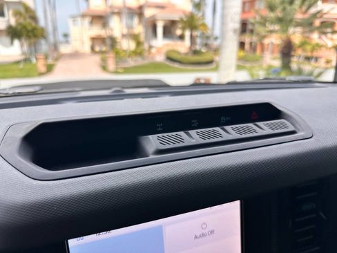 Used 2021 Ford Bronco Black Diamond image 56