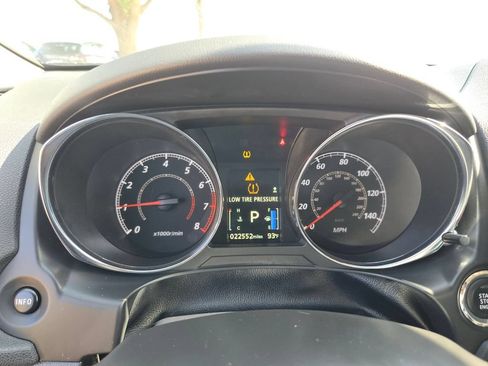 Used 2025 Mitsubishi Outlander Sport SE AWD/4WD image 19