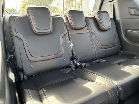 New 2026 Nissan Armada SL image 12