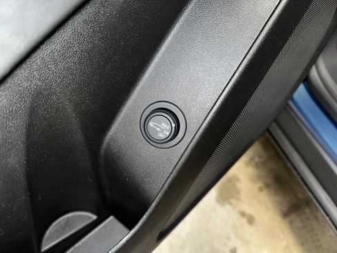 Certified 2024 Chevrolet Equinox LT w/ LPO, Floor Liner Package image 9