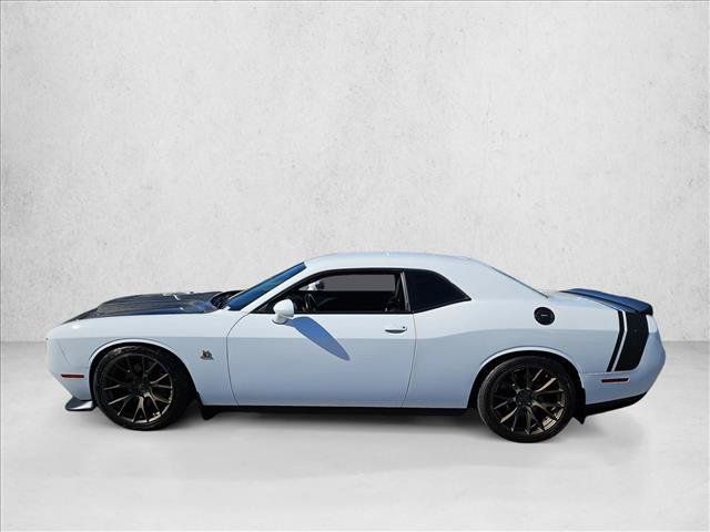 Used 2018 Dodge Challenger R/T Scat Pack w/ Leather Interior Group RWD image 9
