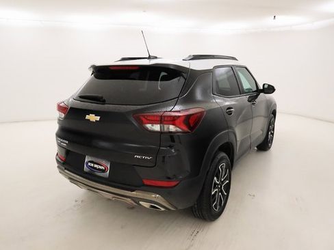 Used 2022 Chevrolet TrailBlazer ACTIV w/ Technology Package image 3