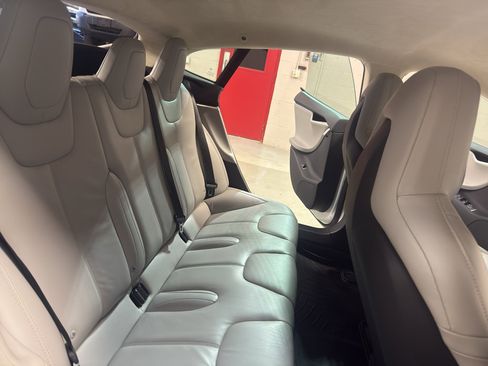 Used 2016 Tesla Model S 60D AWD/4WD image 23