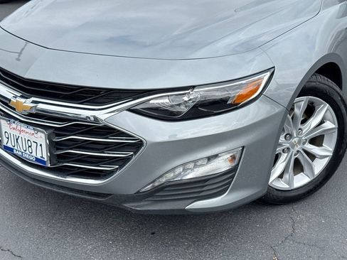 Used 2024 Chevrolet Malibu LT FWD image 3
