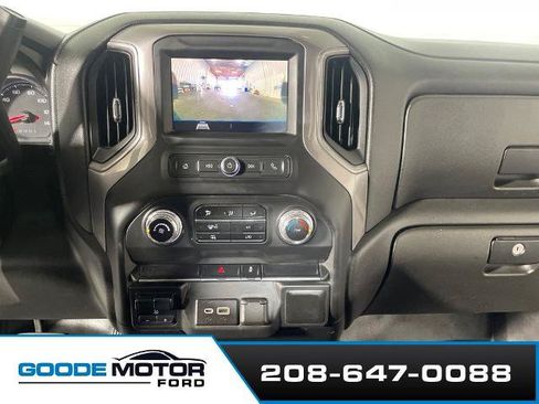 Used 2021 GMC Sierra 3500 4x4 Crew Cab w/ Fleet Convenience Package image 16