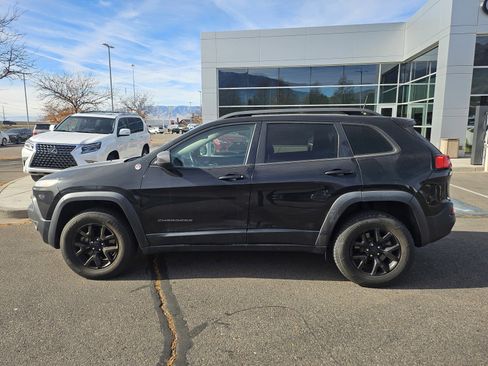 Used 2016 Jeep Cherokee Trailhawk w/ Comfort/Convenience Group image 3