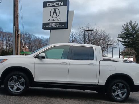 Used 2023 Honda Ridgeline RTL image 2