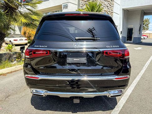 Used 2022 Mercedes-Benz Maybach GLS 600 4MATIC image 11