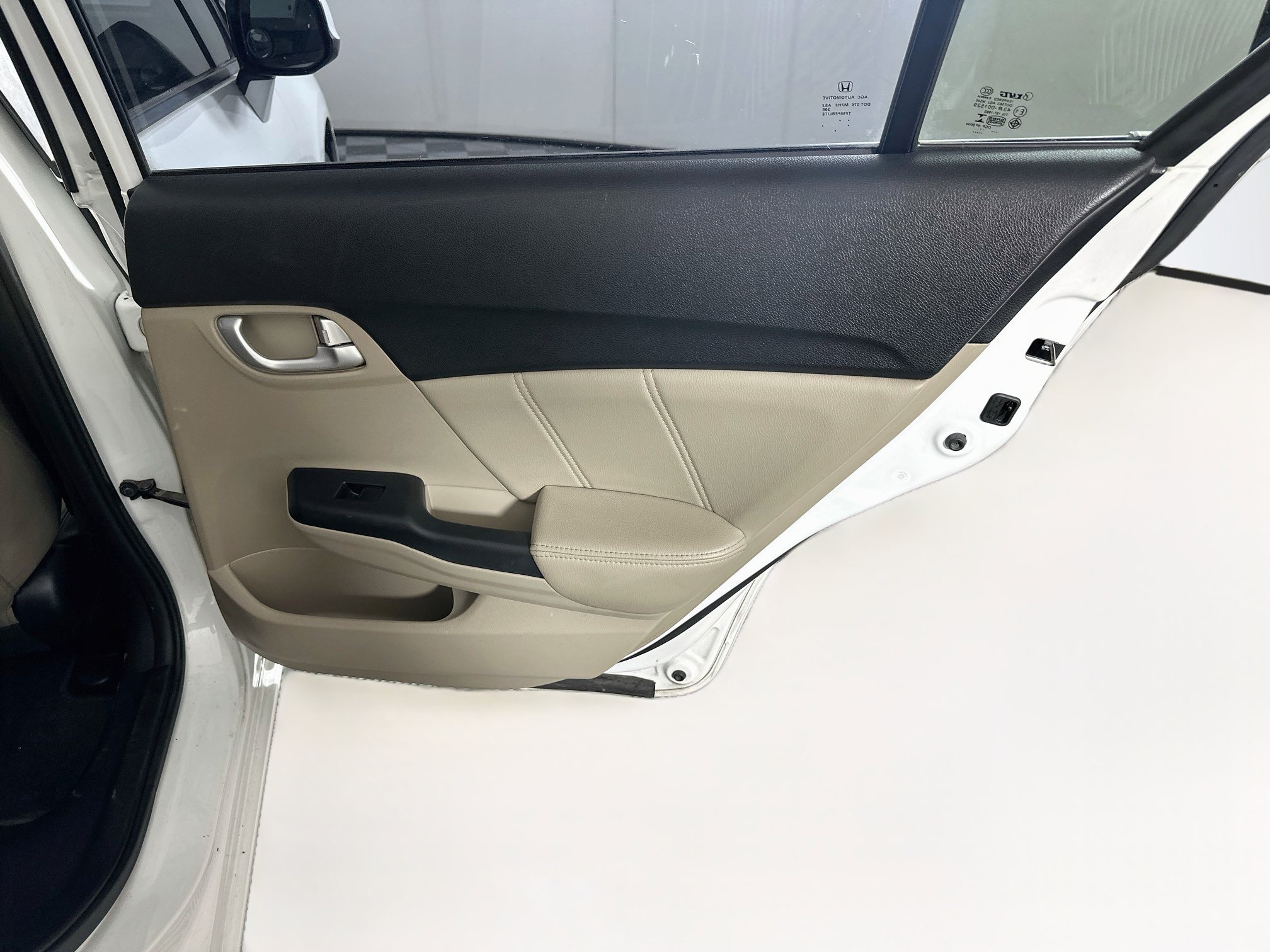 Used 2013 Honda Civic EX-L image 30