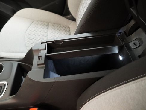 Certified 2022 Chevrolet Equinox LS w/ LS Convenience Package image 23