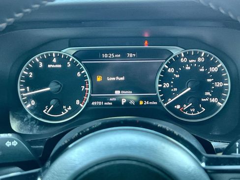 Used 2023 Nissan Pathfinder Rock Creek AWD/4WD image 15