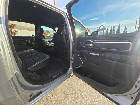 Used 2022 RAM 1500 Laramie image 13