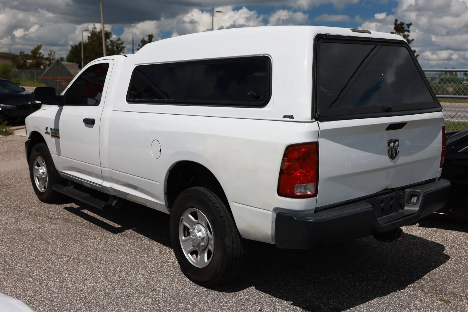Used 2018 RAM 2500 Tradesman w/ Power & Remote Entry Group RWD image 3