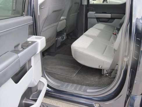 Used 2022 Ford F150 XLT w/ Equipment Group 302A High image 6