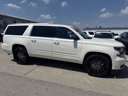 Used 2015 Chevrolet Suburban LTZ AWD/4WD image 10