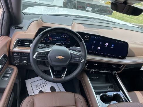 New 2026 Chevrolet Suburban High Country AWD/4WD image 28